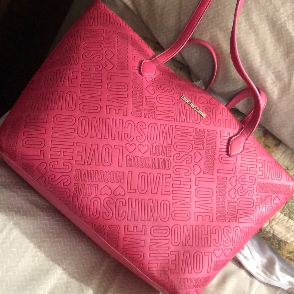 Love Moschino Tote!